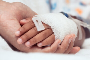 child hospitalized with acute hepatitis