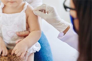 Child under 5 gets COVID-19 vaccine